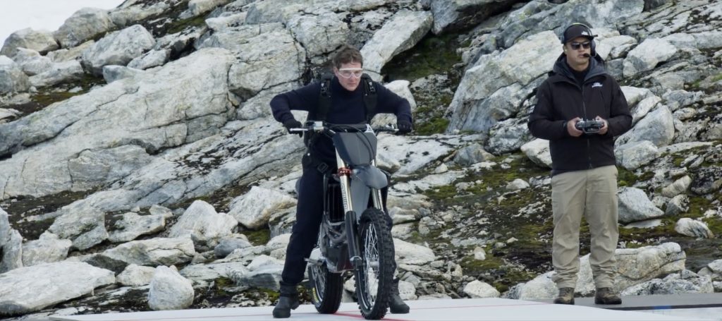 Tom Cruise getting ready for the big jump. Media sourced from Cruise's Twitter video.