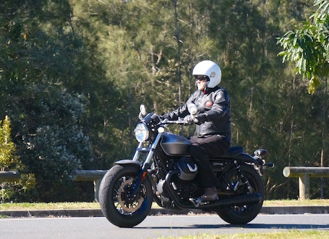 Moto Guzzi V9 Bobber