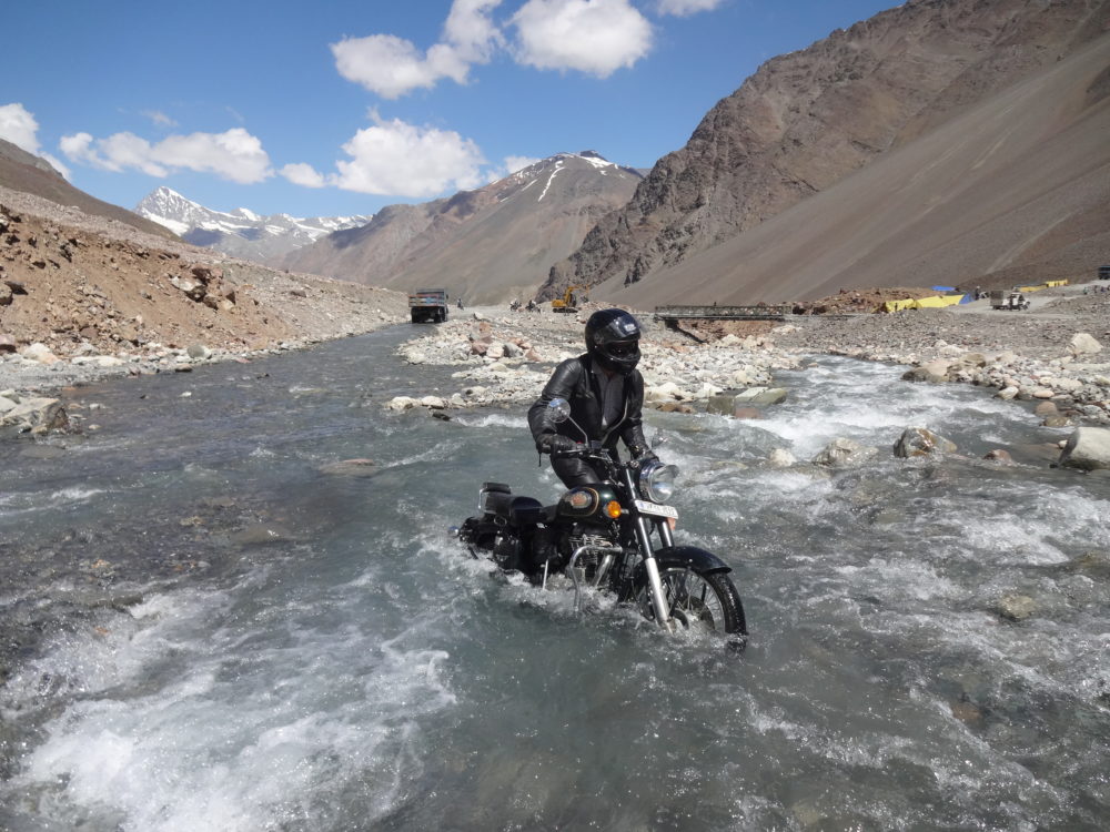 Discount motorcycle tour to Himalayas with Royal Bike Riders