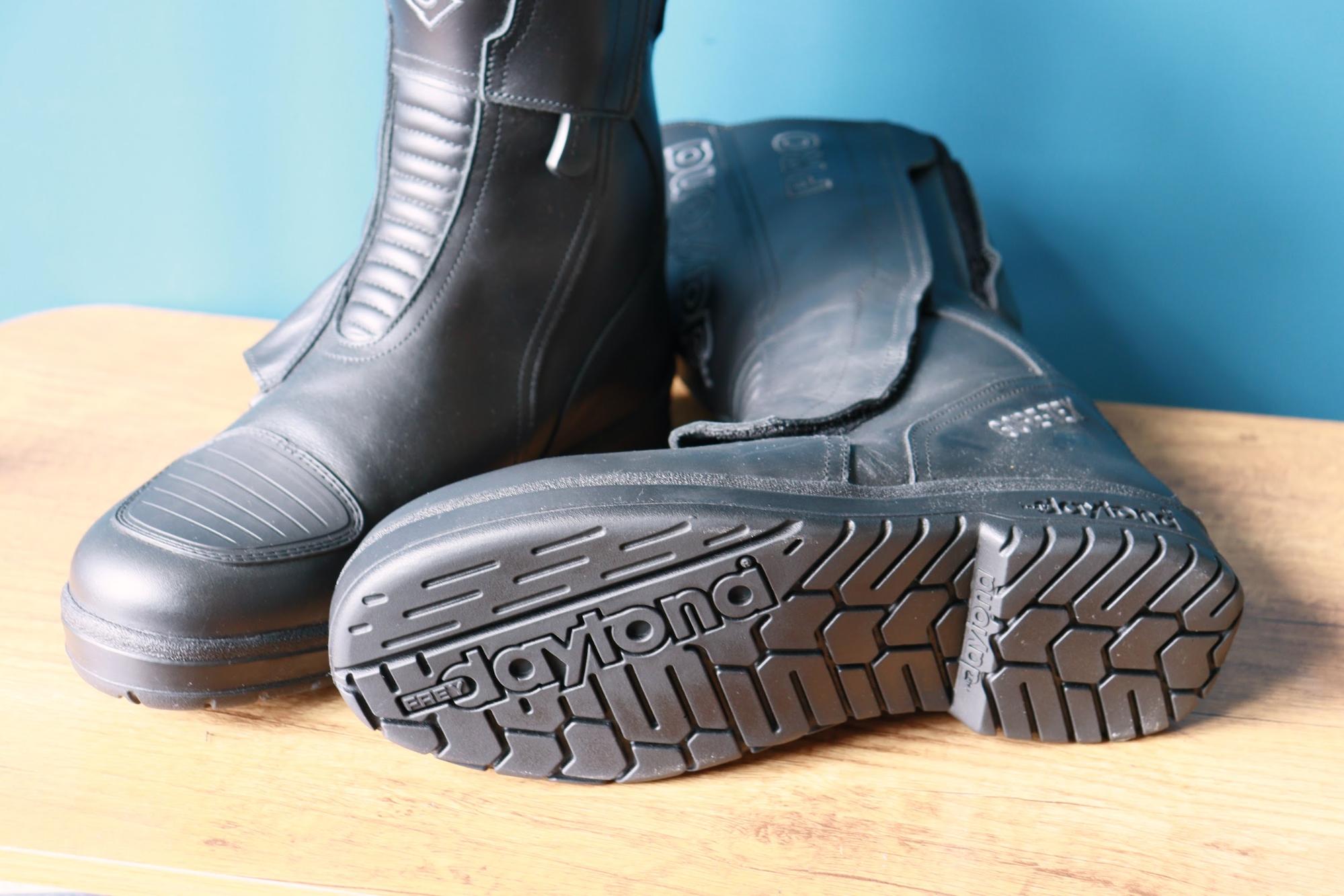 Effektiv fyrretræ med tiden Daytona Travel Star PRO GTX Boots Hands-On Review - webBikeWorld