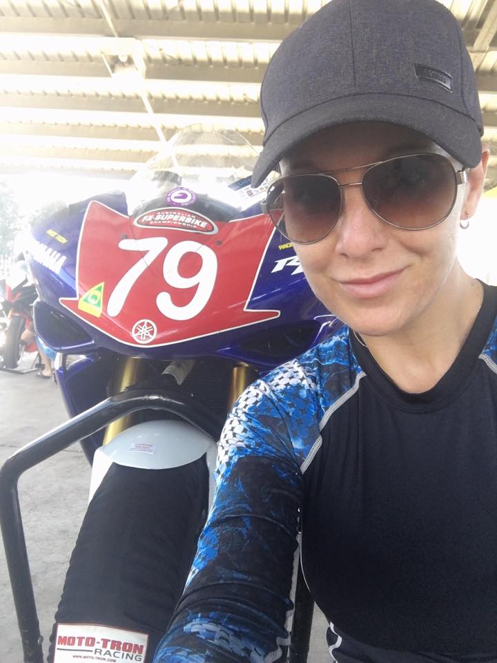 Di Jones tackles Superbike championships