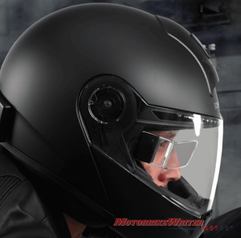 Digilens and Sena develop cheaper HUD helmet head-up display - HUDWAY Sight