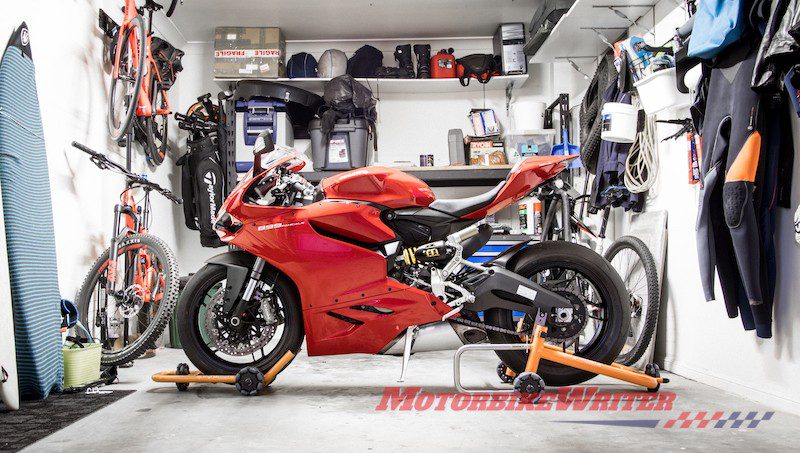 Ducati-Panigale-V4-Dynamoto Motorcycle Stand