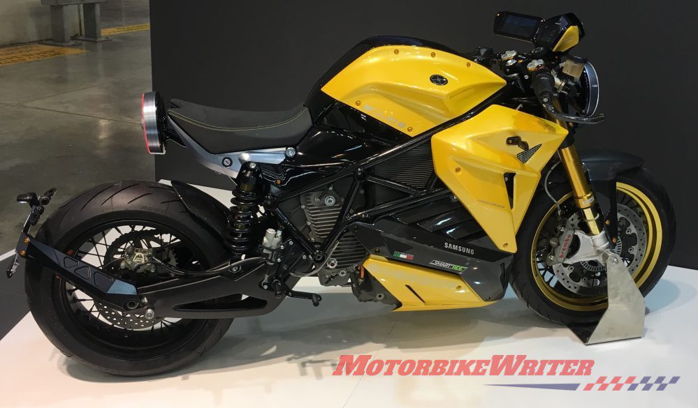 Energica Bolid-E Samsung replace mirrors and keys