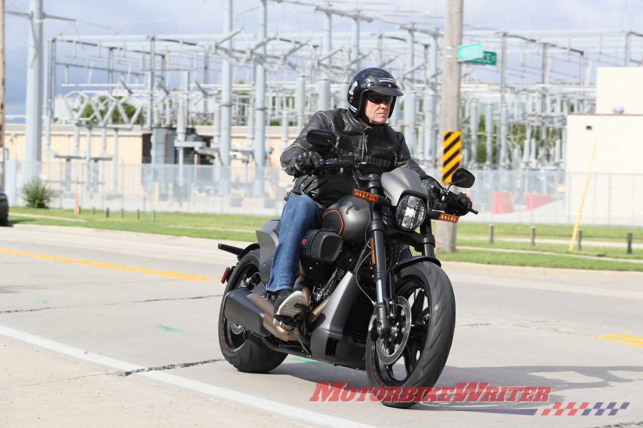 Harley-Davidson Softail FXDR