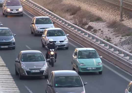 Lane filtering in France