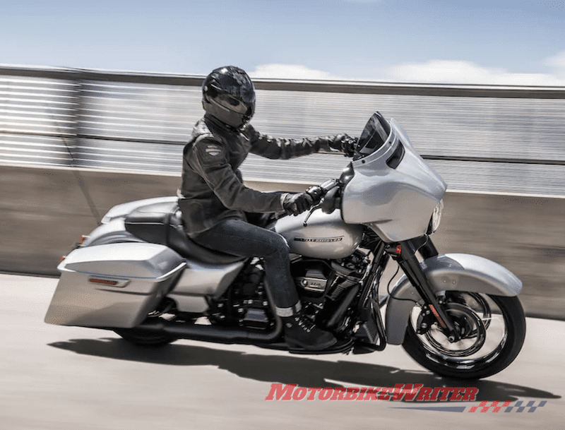 Harley-Davidson 2019 prices Street Glide Special