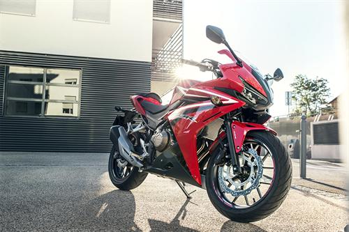 Facelifted 2016 Honda CBR500R