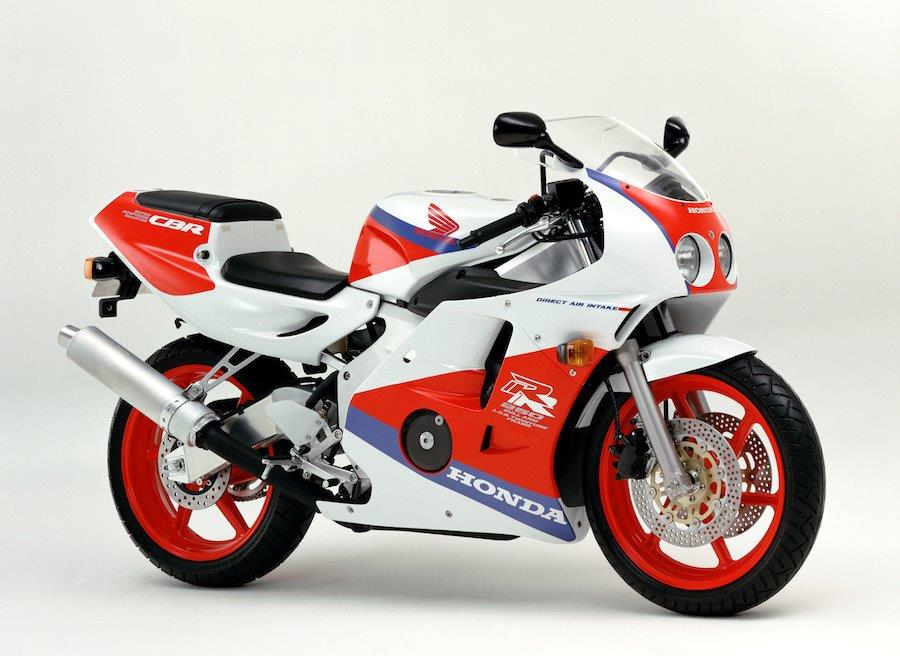 Honda CBR250RR MC22 Side View