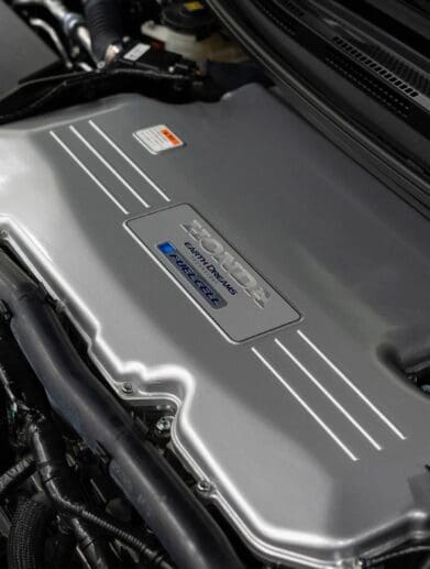 A view of a hydrogen bank inside a car. Media sourced from Engadget.