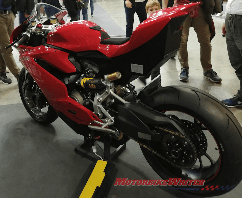 Meet the Efesto hybrid Ducati with 299hp!