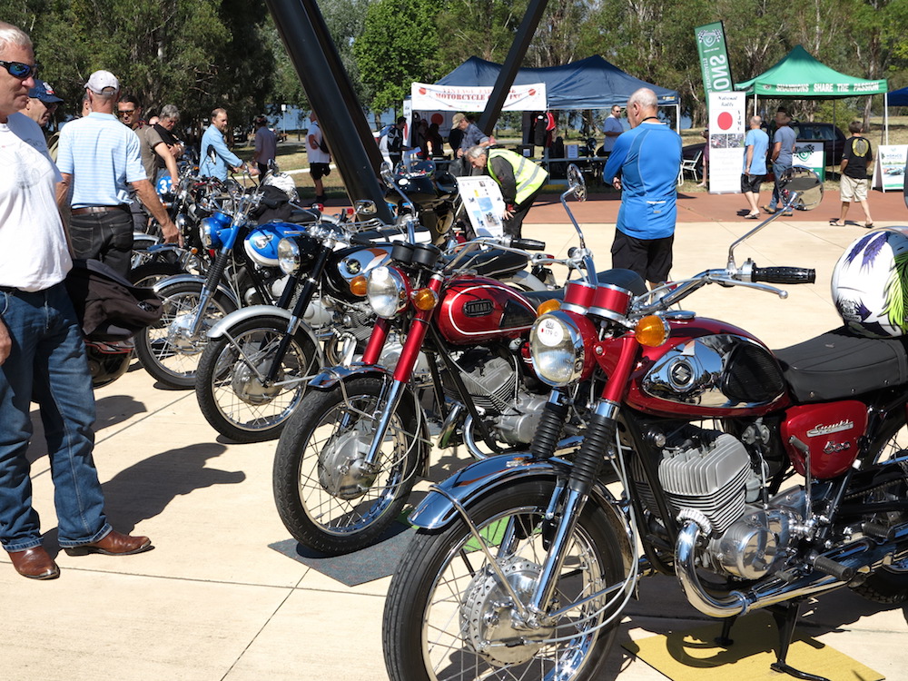 Vintage Japanese motorcycles head to Tamworth resale