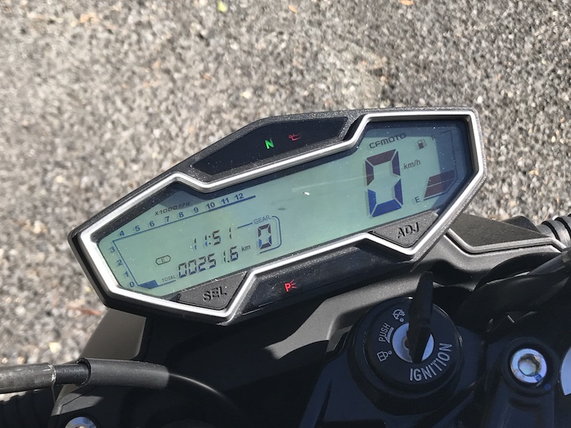 CFMoto 650NK