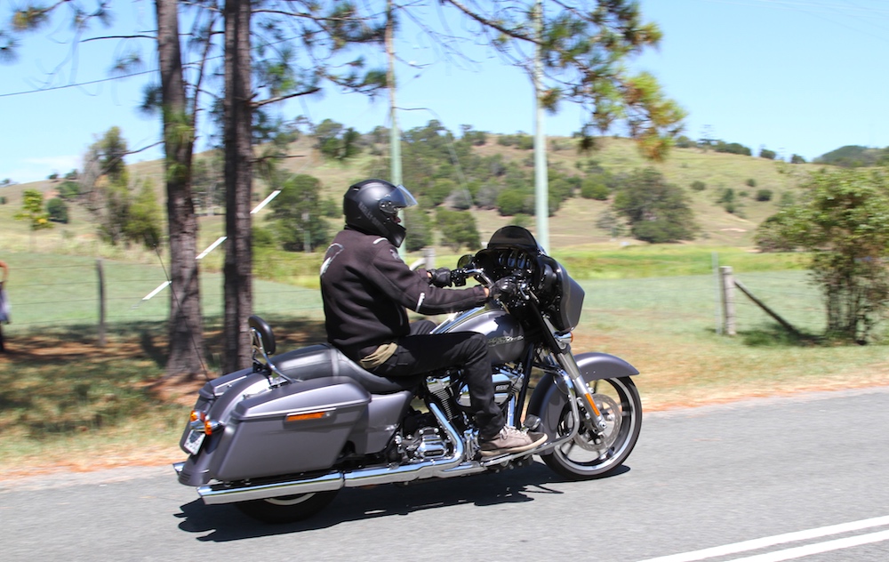 2017 Harley-Davidson Street Glide Special review