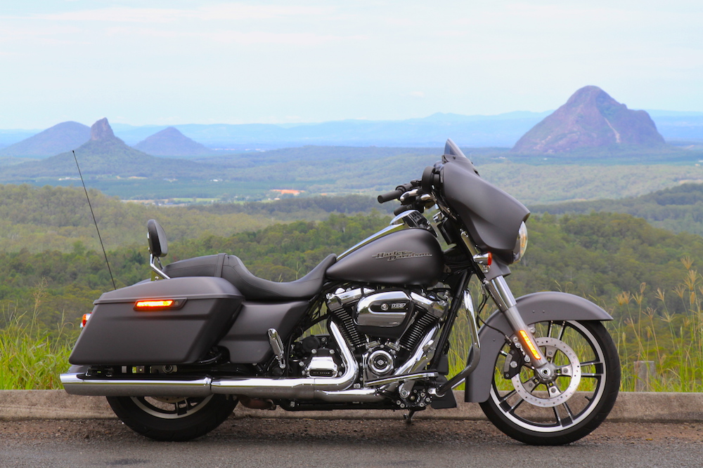 2017 Harley-Davidson Street Glide Special review