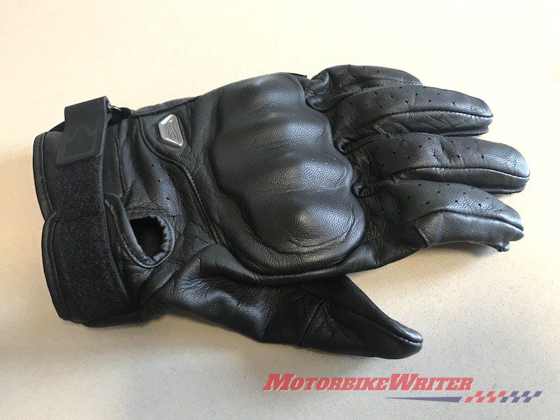 Macna Saber gloves