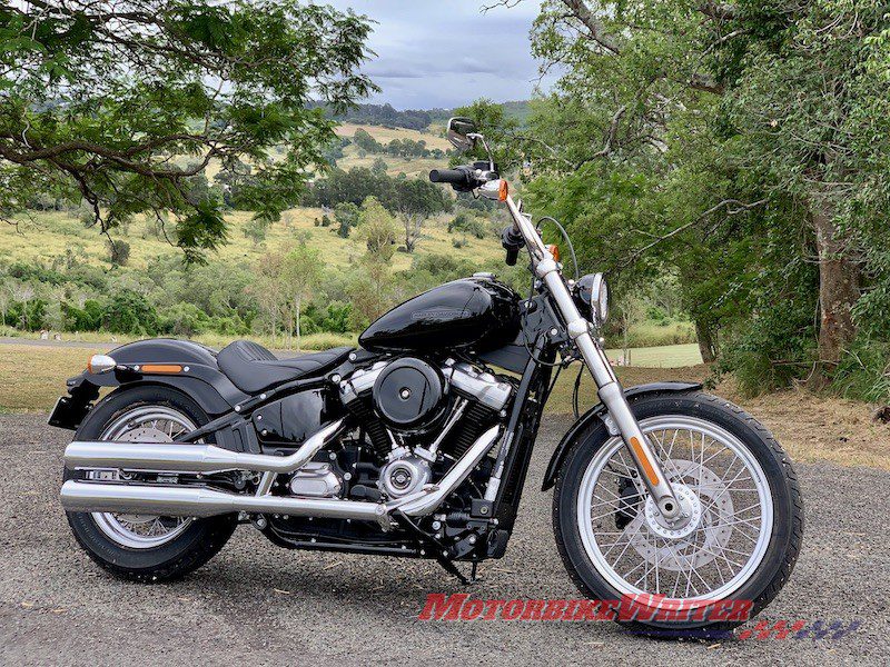 Harley-Davidson FXST Softail Standard