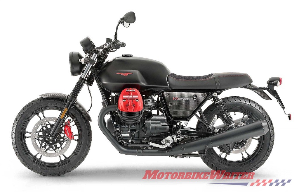 Moto Guzzi V7 III Carbon v85