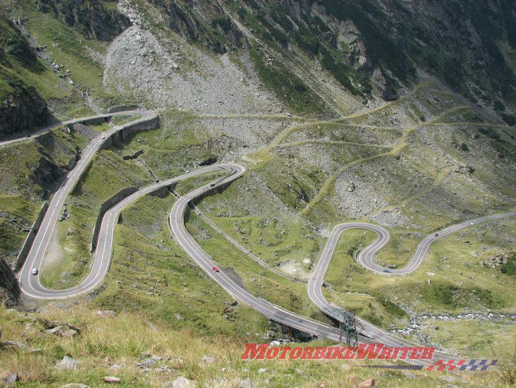 Monkey Bikes Transfăgărășan Highway