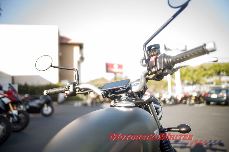 SP Connect Moto Mount Pro kit