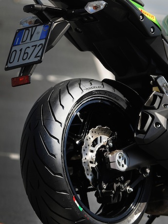 Motorcycle tyres