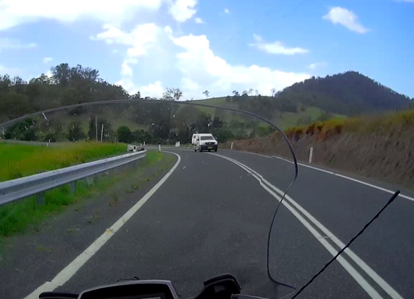 Oxley Highway cars over double white line reduced speeds