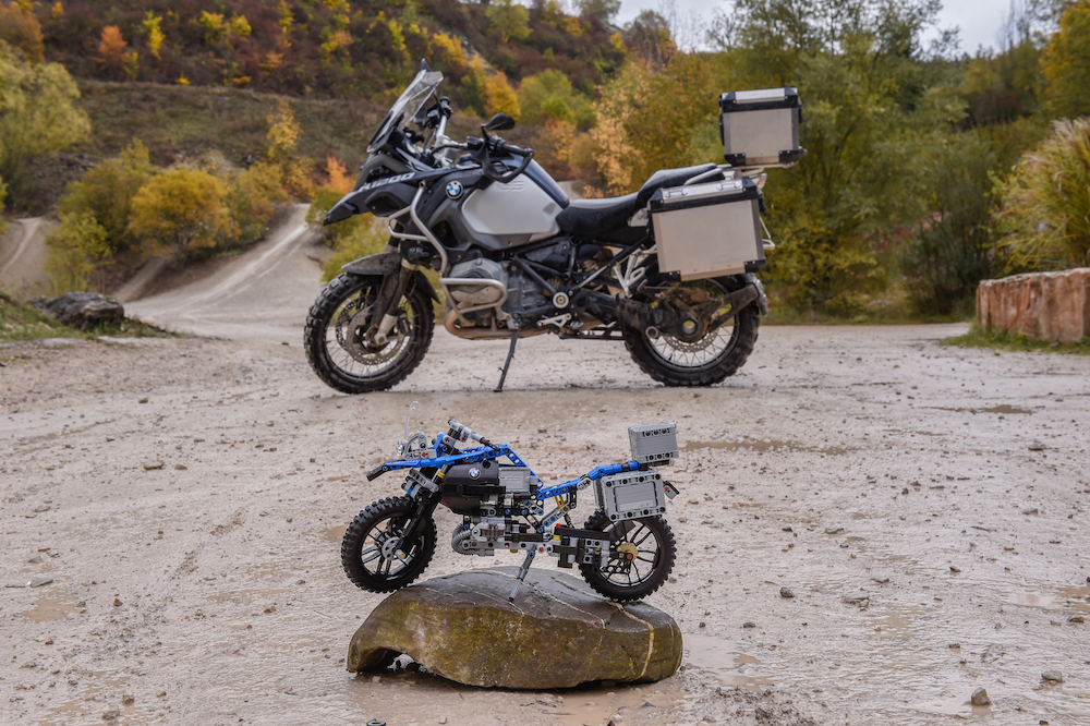 BMW R 1200 GS Adventure Lego toy - hover ride