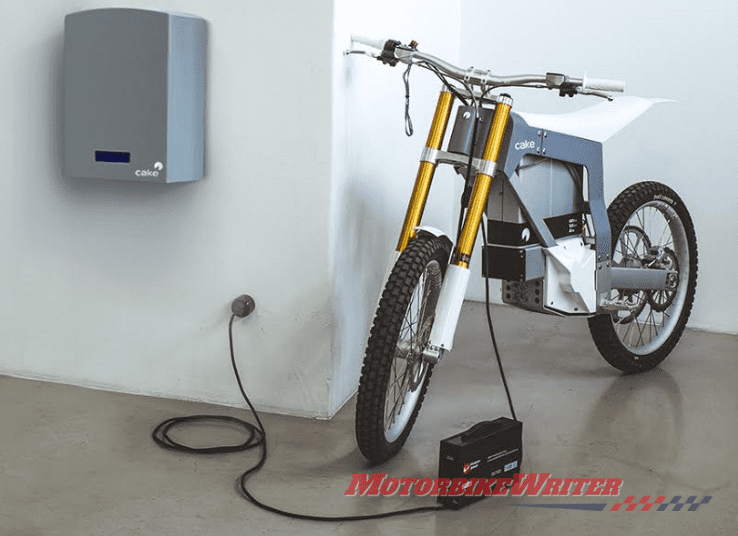 Solar power Cake Kalk electric motorcycles