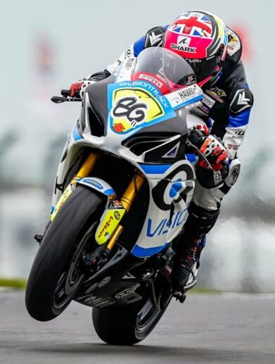 A view of Hawk Racing, which has made a recent switch from Suzuki's machinery to that of Honda. Media sourced from Hawk Racing's Twitter page.
