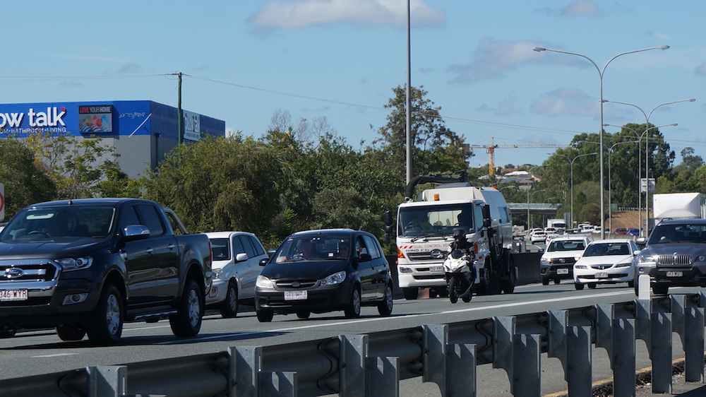 How to ride safely in heavy traffic lane filtering