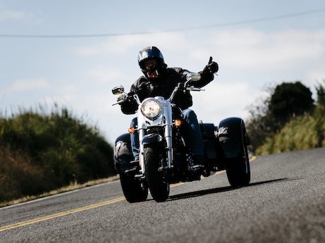 Harley-Davidson Freewheeler times parking bays