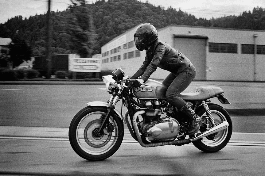 Triumph Thruxton Cafe Racer