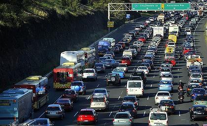 Melbourne roads lane filtering more often congestion promote