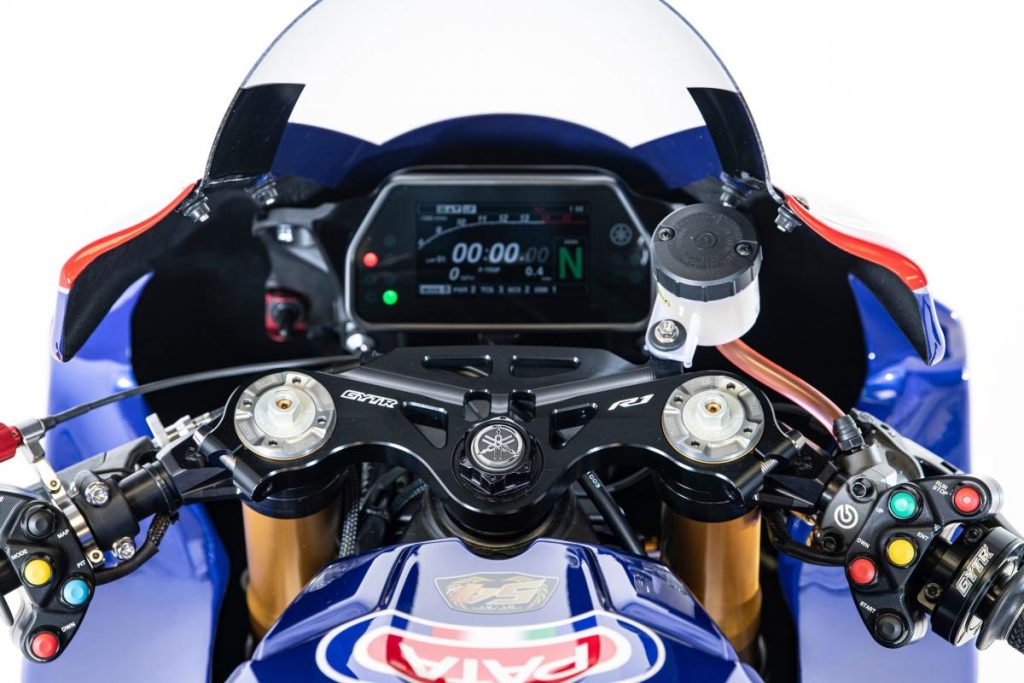 A view of the Toprak Razgatlıoğlu WorldSBK R1 SuperSport replica available to the European masses