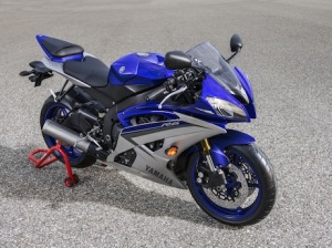 Yamaha R6 - yamaha R1