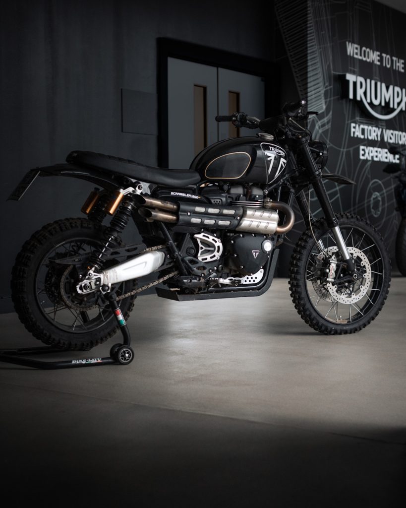 Bond's Scrambler 1200 XE, used by Daniel Craig in 2022's "No Time to Die." Media sourced from Motorcycle.com.