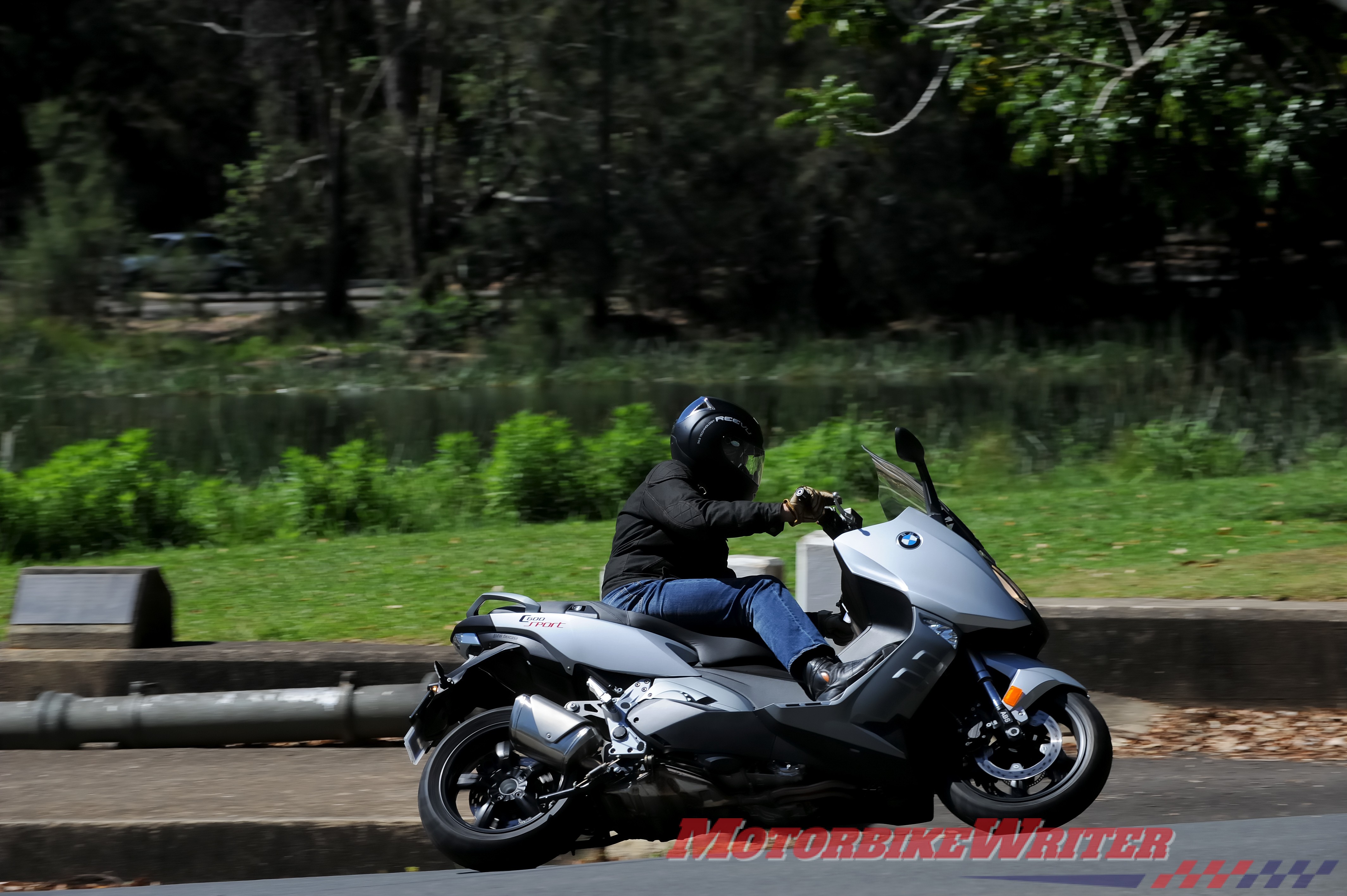 MBW tests a BMW petrol-powered scooter living