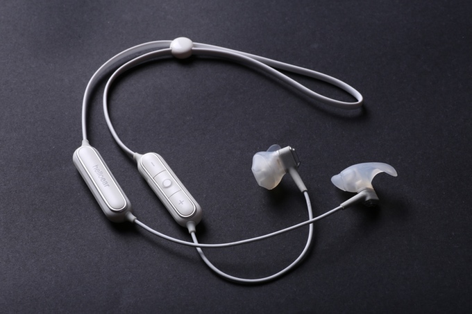 HelloEar Arc custom-fit earphones