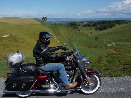 Harley-Davidson Road King in Hobbiton