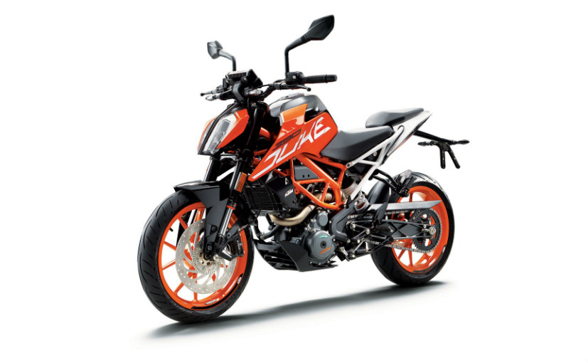 2017 KTM 390 Duke adds tech and style