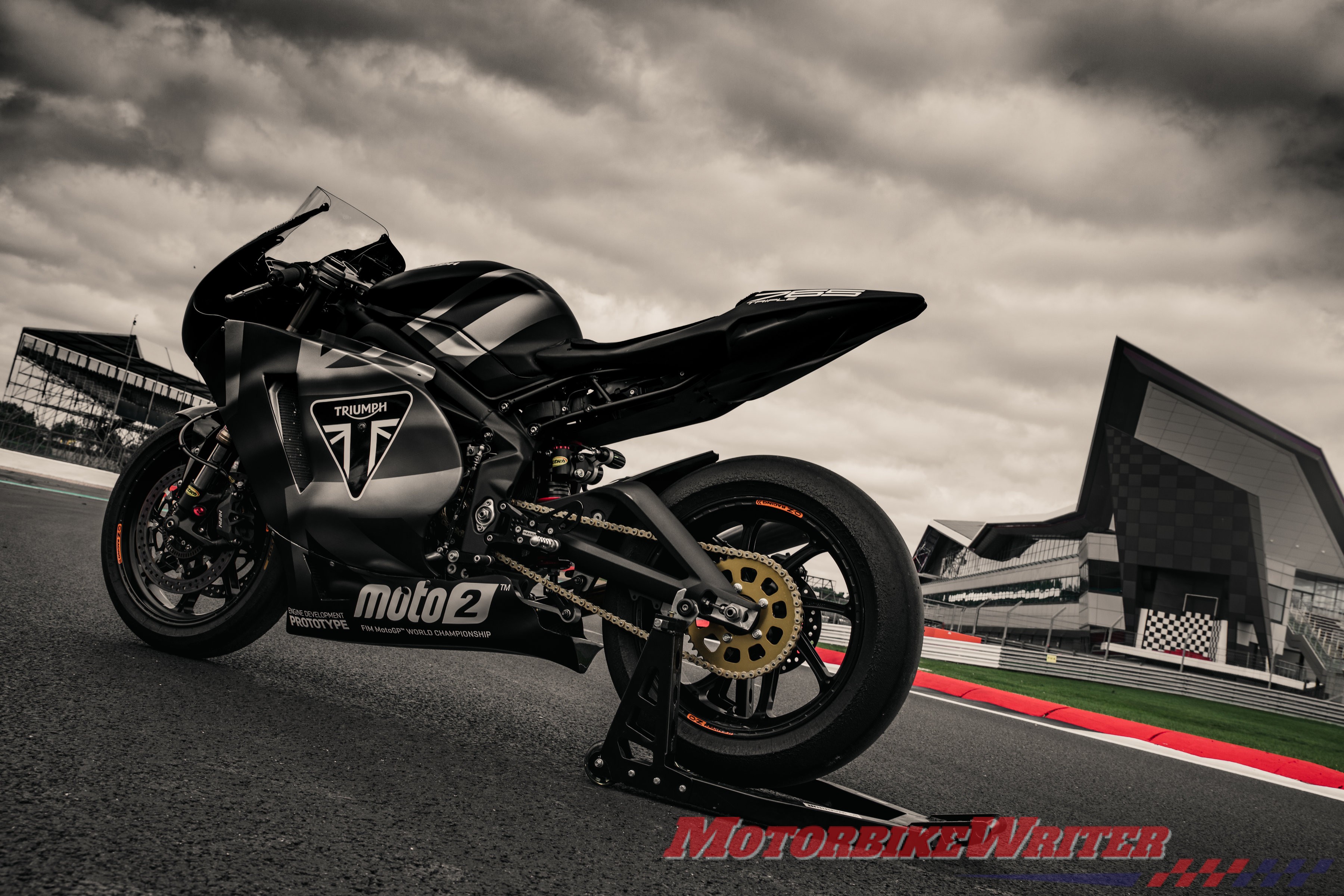 Triumph Daytona 765 Moto2