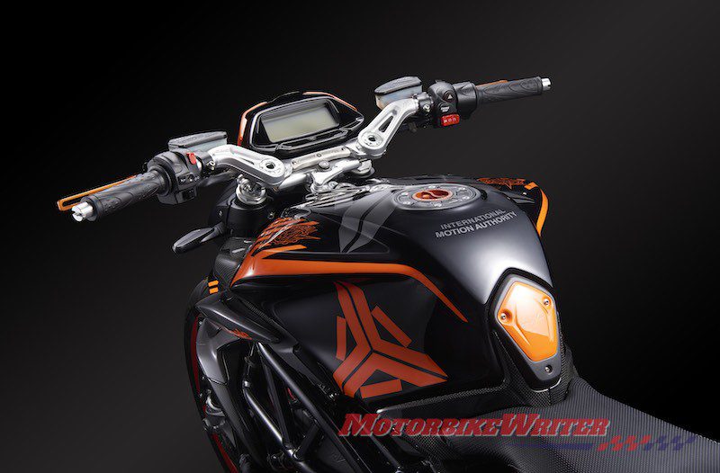 exclusive limited-edition Dragster 800 RR