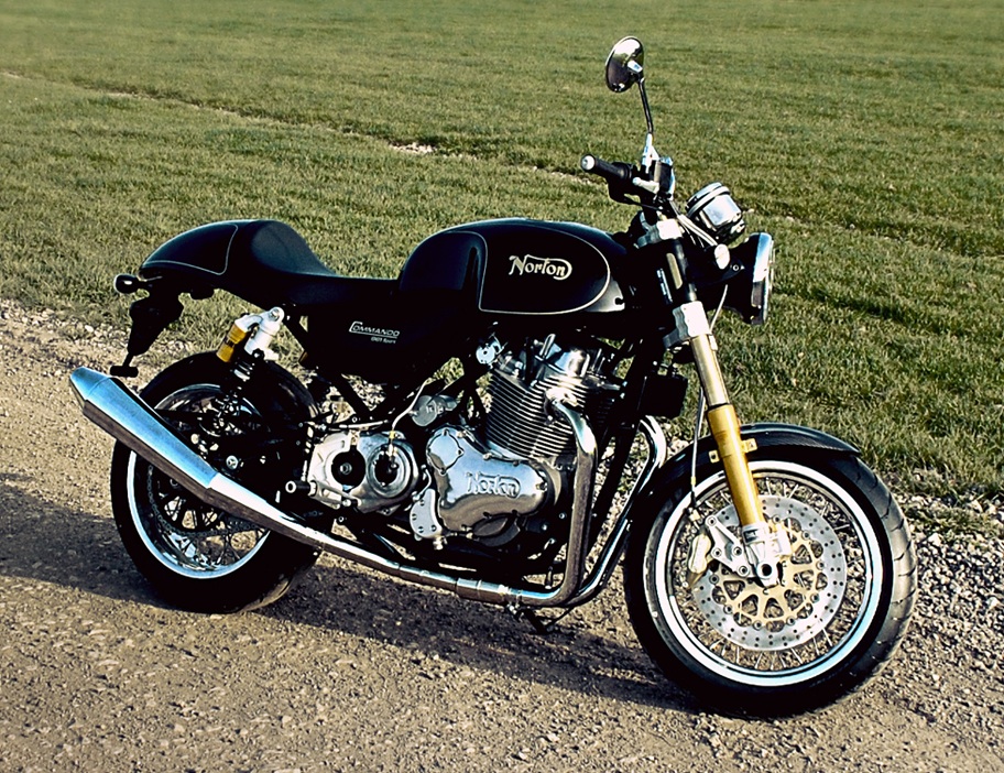 Norton 961 Commando Sport