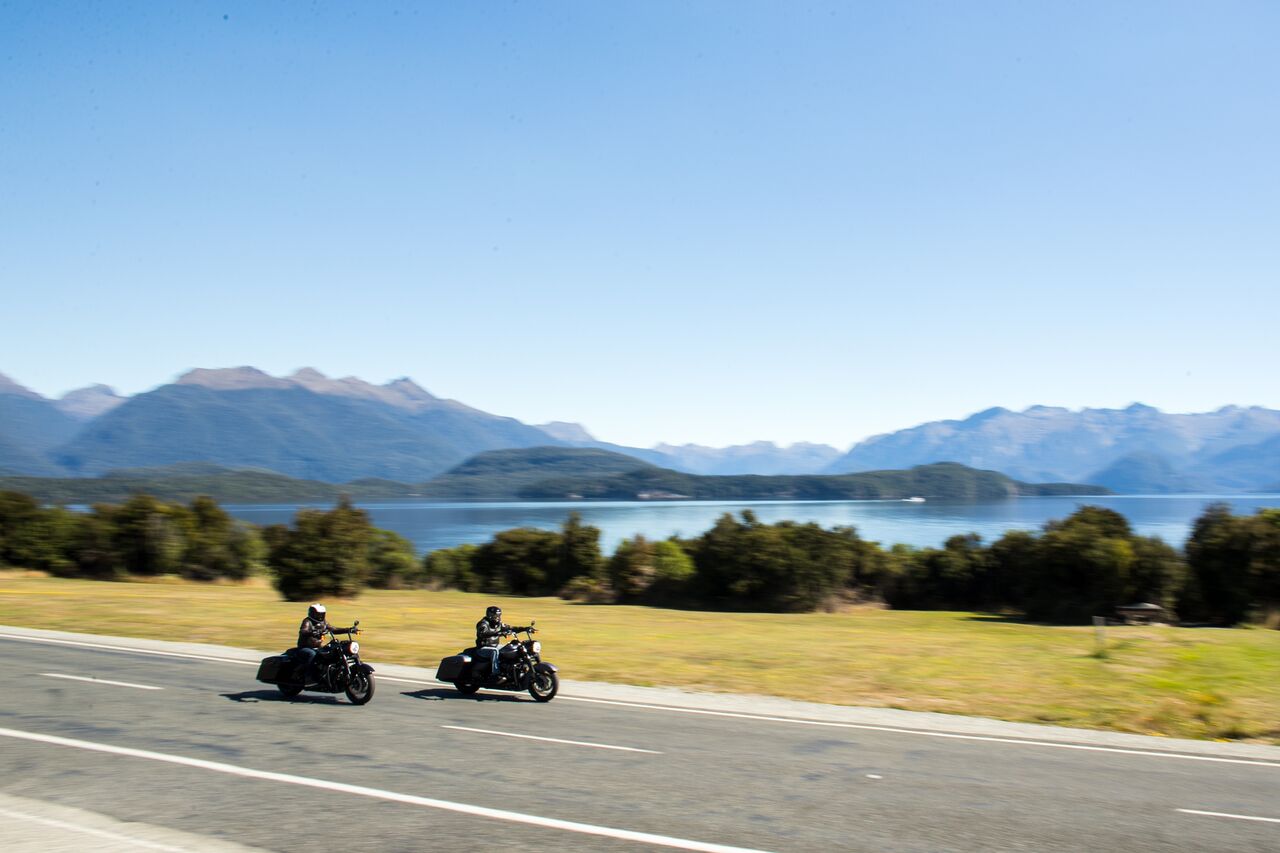 Harley-Davidson FLHRS Road King Special