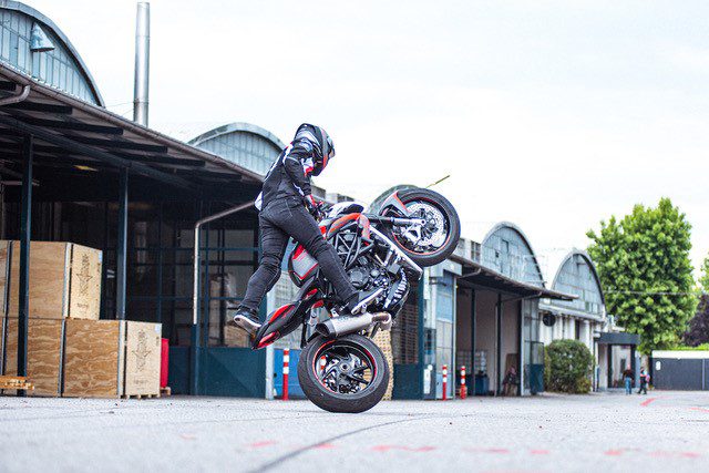 MV Agusta Stunt bikes