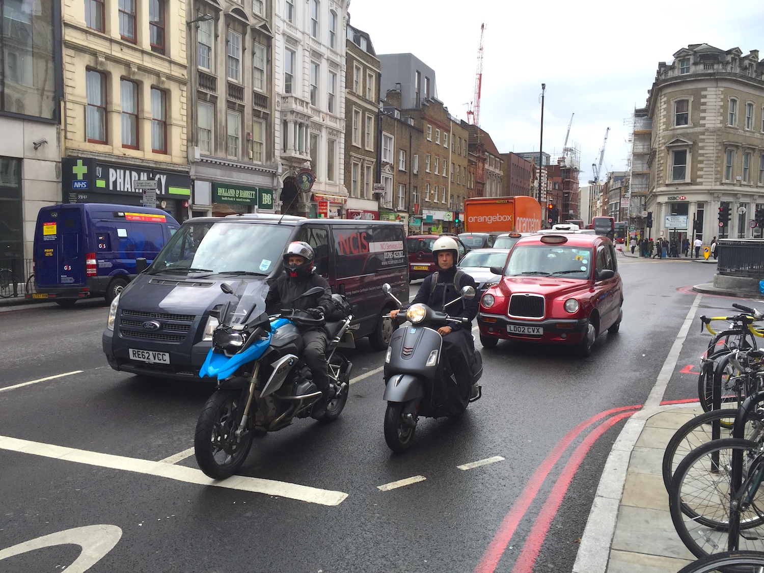 Ex-thief advises on securing your bike London motorcycles tax happiest commuters rampant A British survey has found that riding a motorcycle makes you safer on a bicycle and vice versa, while other surveys show riders are the safest motorists.