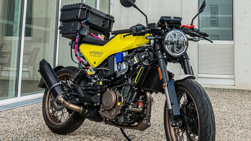 A prototype showing low emissions and doubled torque for motorcycles over 125cc. Media sourced from NewAtlas.