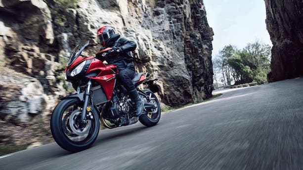 Yamaha Tracer 700 MT-07 FZ-07 sexy video