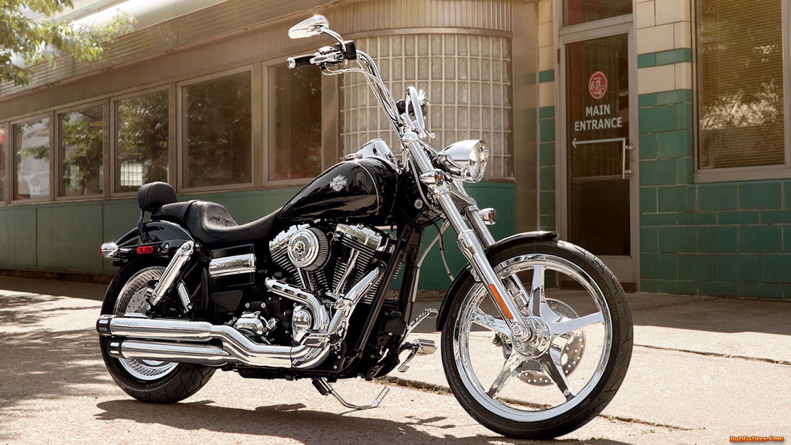 Harley Davidson Dyna Wide Glide Wallpapers