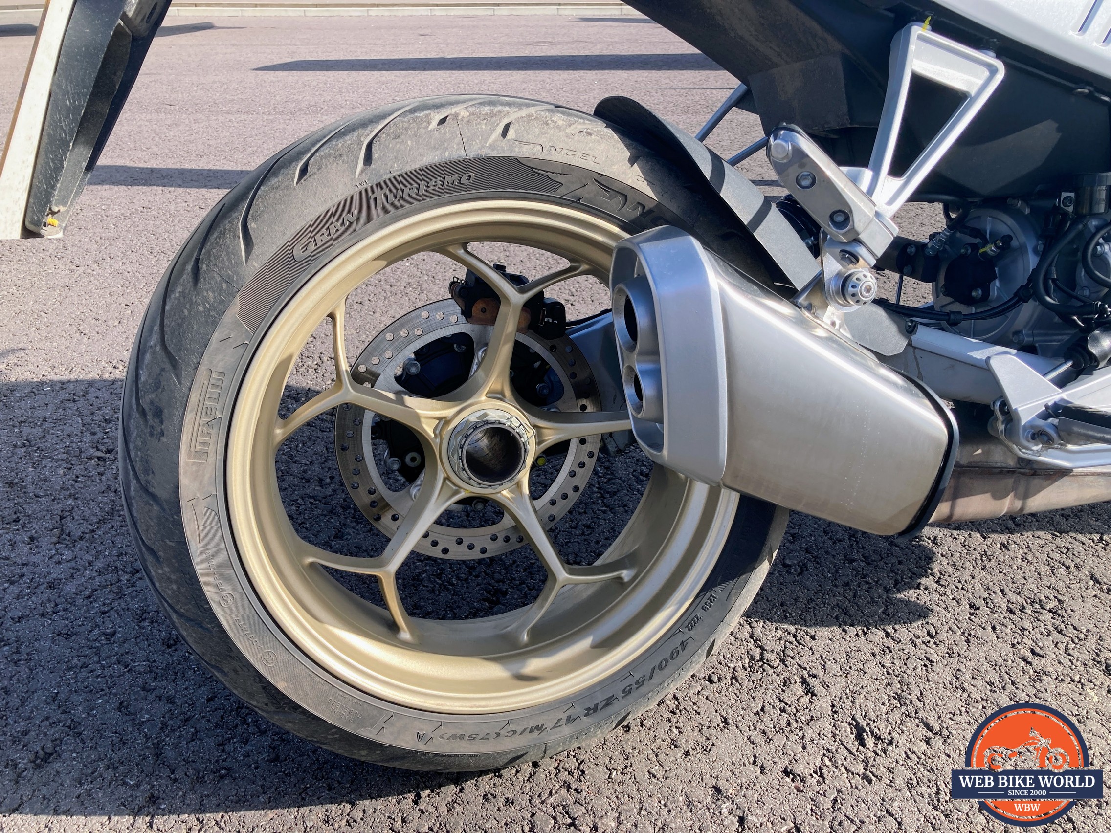 Rear wheel of the 2022 Moto Guzzi V100 Mandello